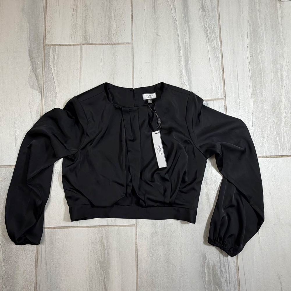 BCBG New York Womens Black Satin Pleated Cropped Blouse Long Sleeve Medium NEW